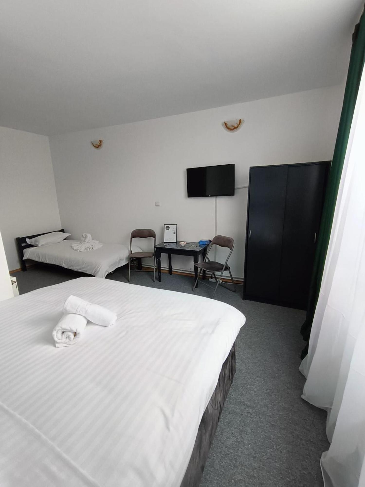 Appartement Chic Boutique Dumbrava à Sibiu Extérieur photo